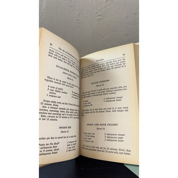 The Art of Pennsylvania Dutch Cooking by Edna Eby Heller 1968 HB - Picture 6 of 6